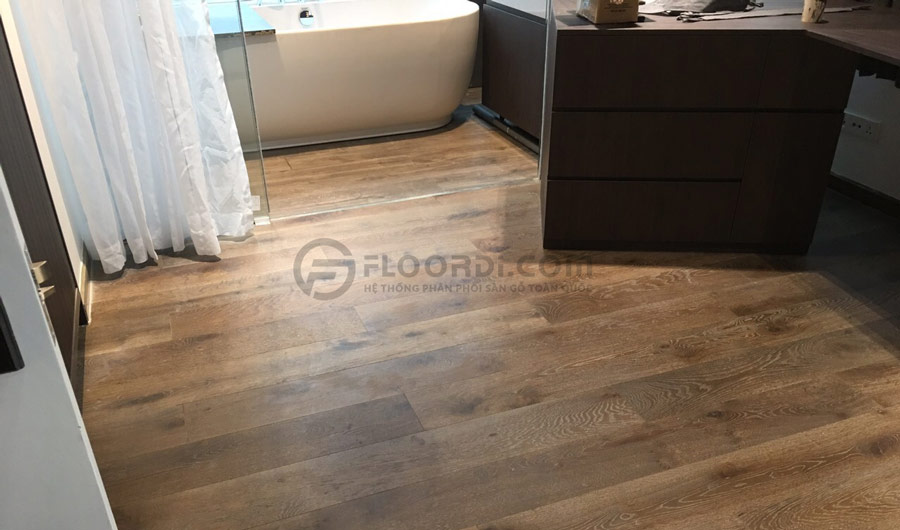 Sàn Gỗ Tự Nhiên Engineered Ekogreen E6805 Oak Amsterdam Dark 13.5mm