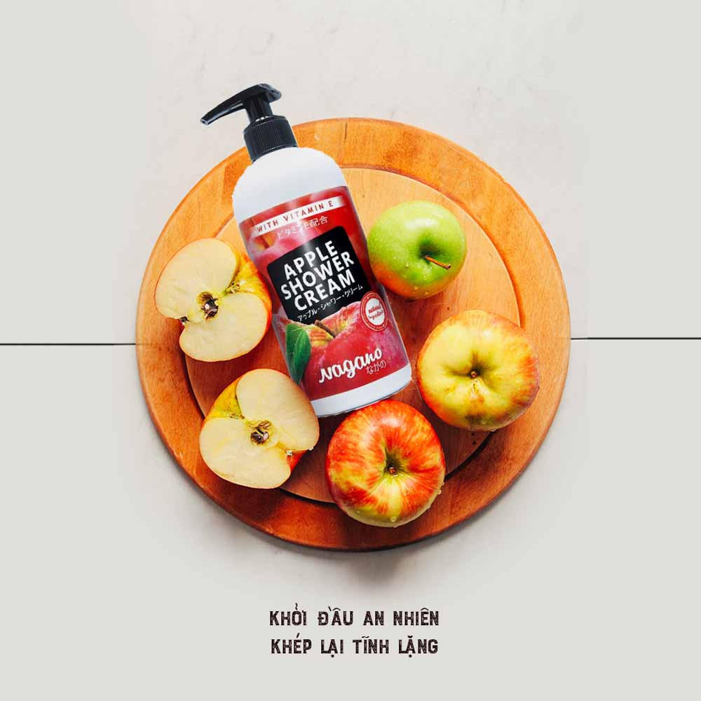 Sữa Tắm Vitamin E Hương Táo Nagano 250ml - Apple Shower Cream With Vitamin E 250ml - Chiết xuất táo đỏ, trà xanh, vitamin E giúp dưỡng ẩm và làm mềm mịn da