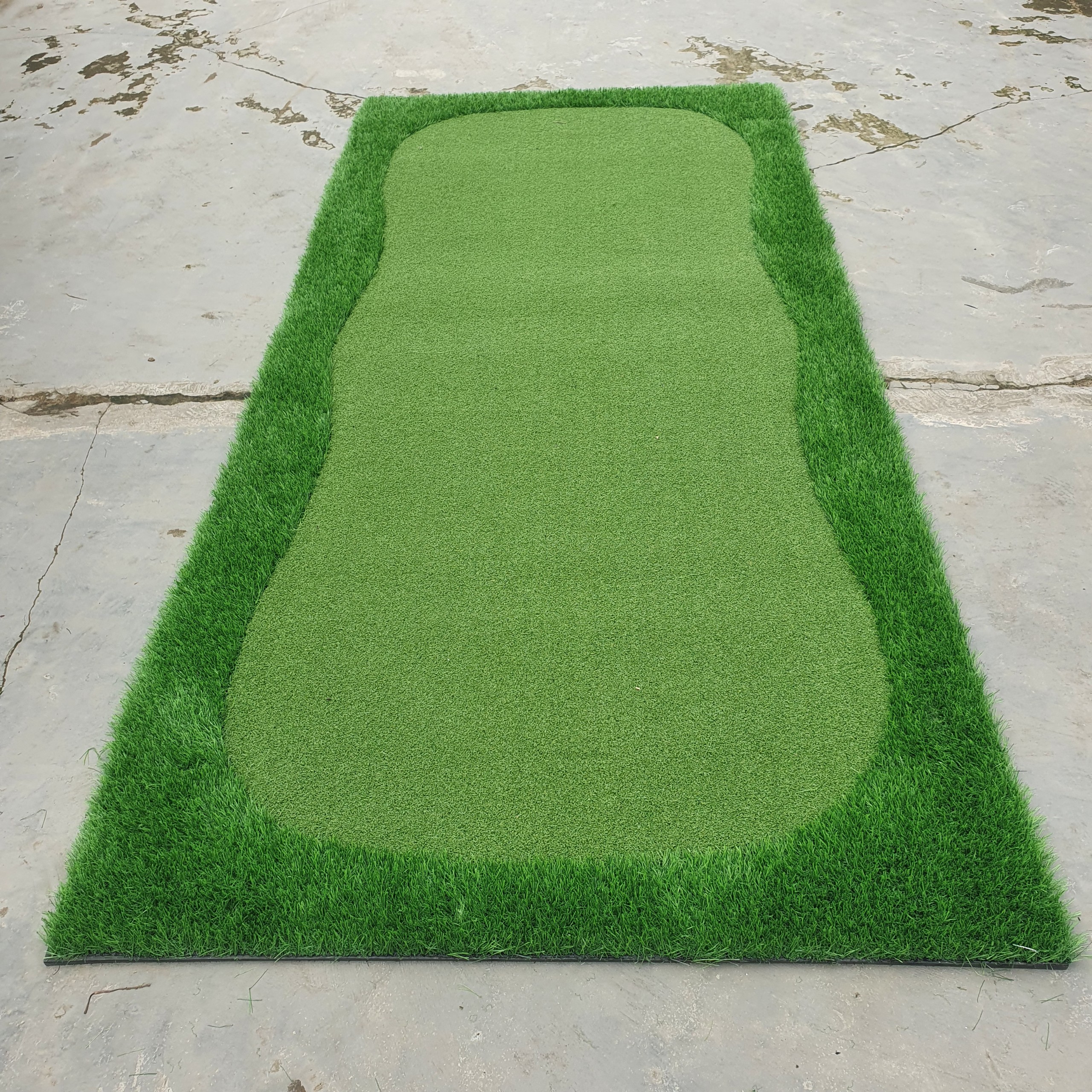 Bộ Thảm tập Putting Golf , Dày 3cm: Kèm 3 lỗ cờ inox, Cao cấp, Bền bỉ, Đàn hồi tốt.