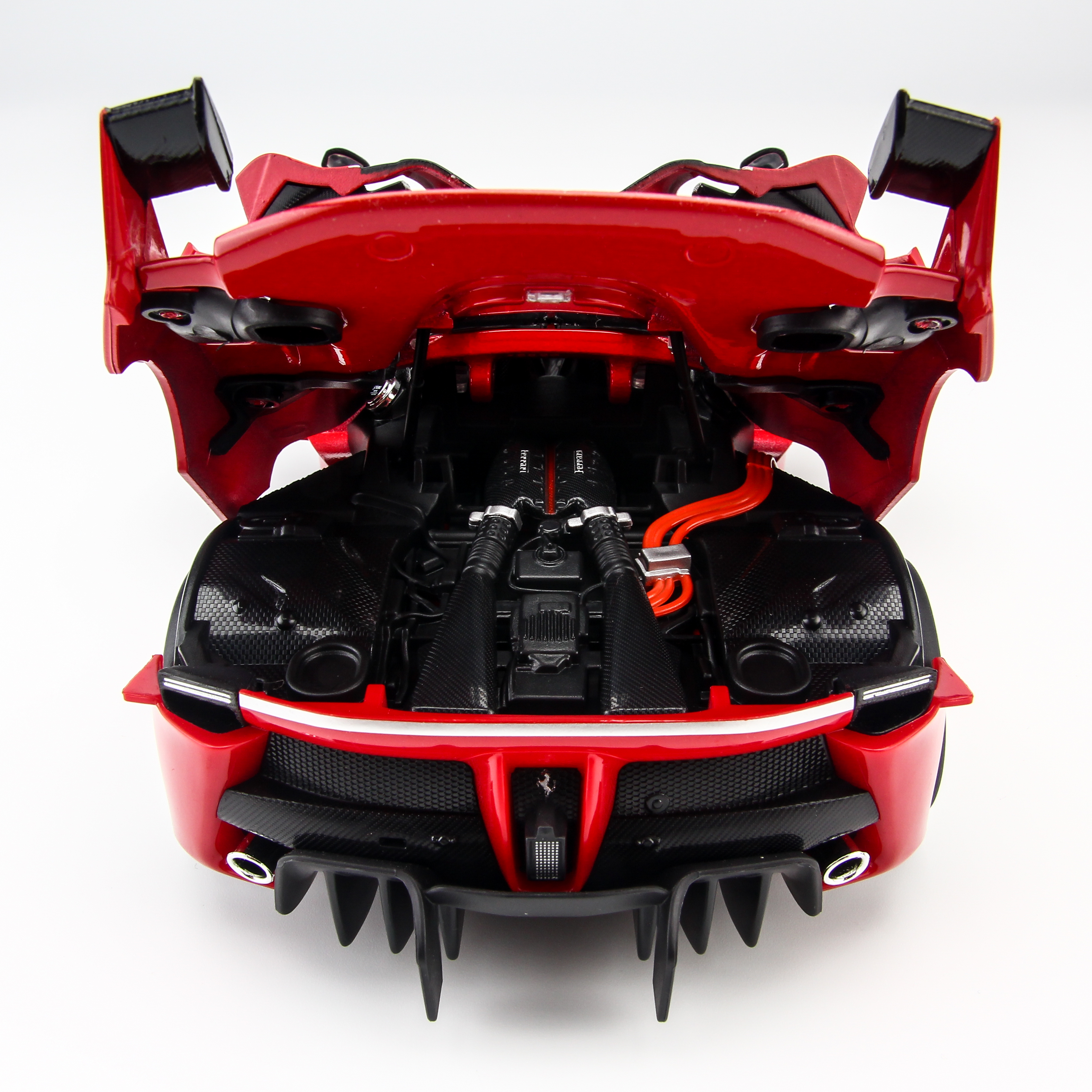 Mô Hình Xe Ferrari FXX K Red 1:18 Bburago - MH18-16010
