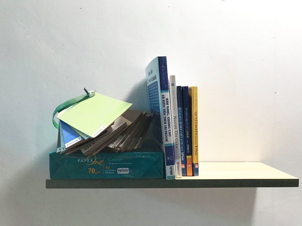 Kệ Gỗ MDF Chống Ẩm Vân Gỗ kèm theo ốc bắt kệ treo âm tường