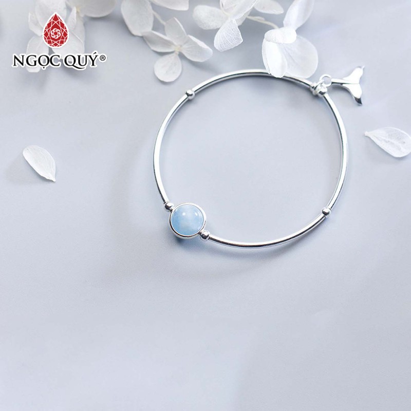 Vòng tay bạc 1 hạt đá phối charm đuôi cá mệnh thủy, mộc - Ngọc Quý Gemstones