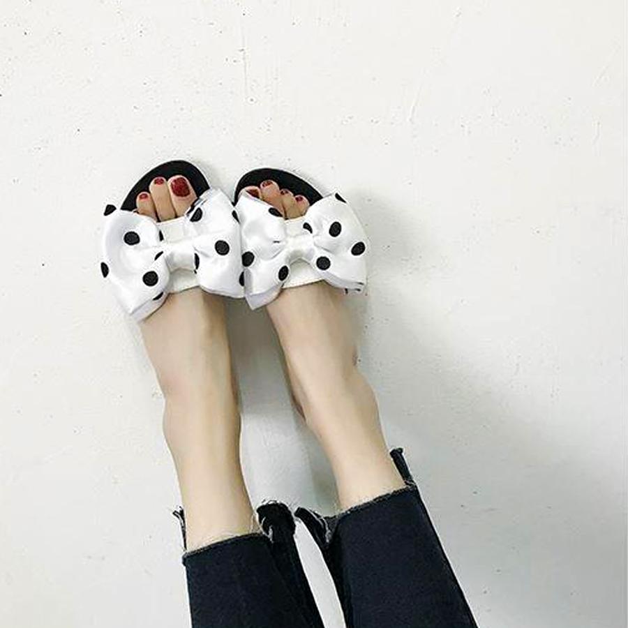 Dép quai ngang nơ chấm bi cực yêu