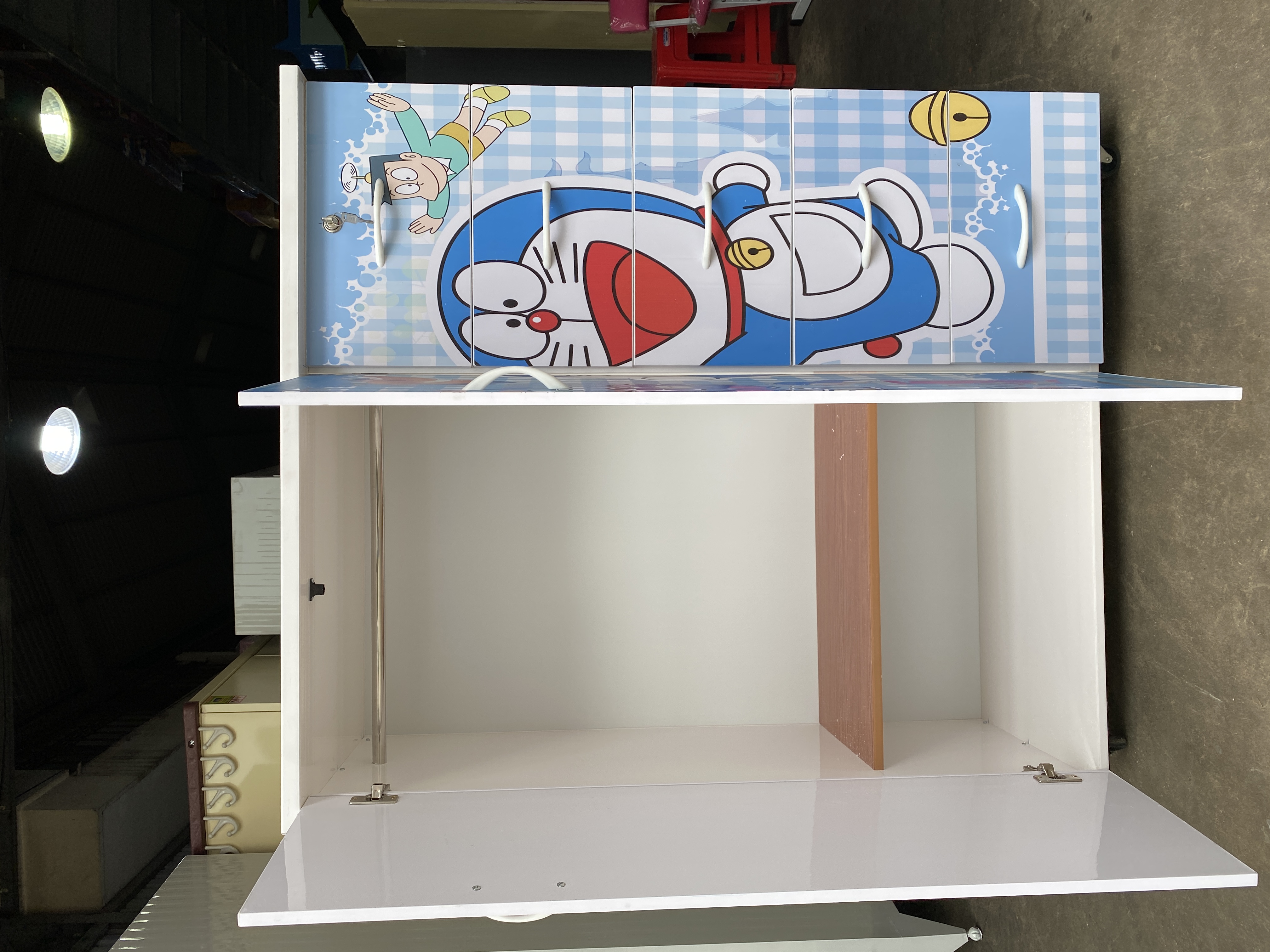 Tủ nhựa đài loan 2 cánh 5 ngăn in 3D hình  Doraemon dành cho bé