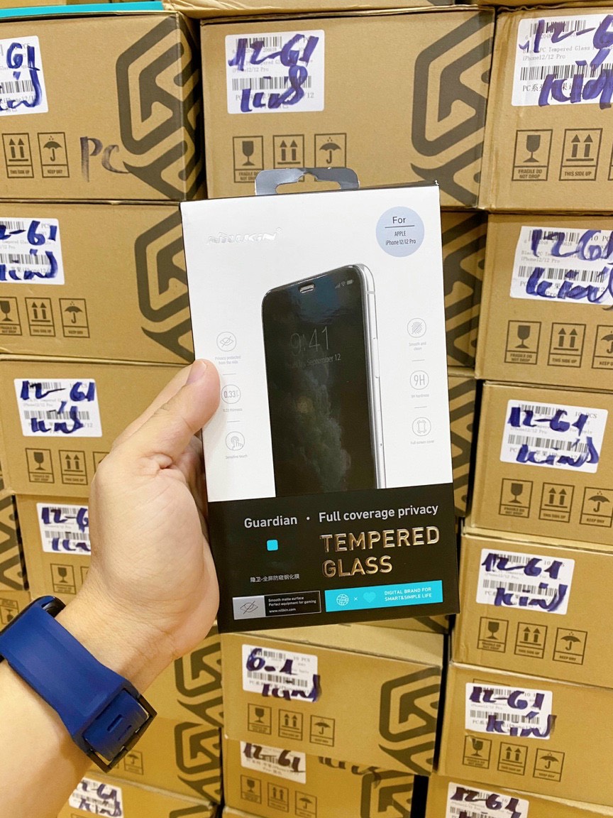 Kính cường lực chống nhìn trộm Nillkin Amazing Guardian dùng cho máy Iphone 12/12 Pro (6.1) - 12 Pro Max (6.7) - Hàng chính Hãng.