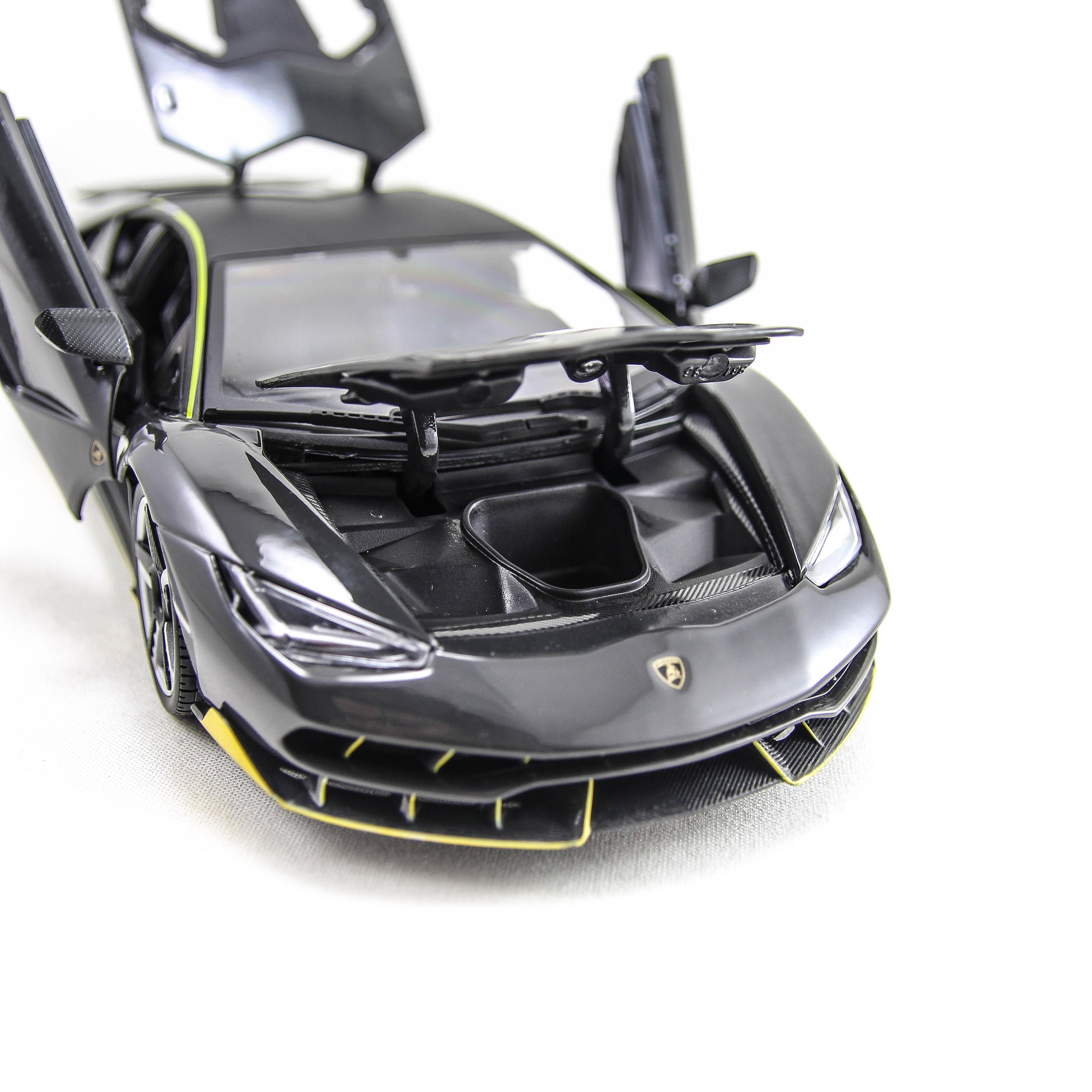 Mô Hình Xe Lamborghini Centenario Black 1:18 Maisto MH-31386