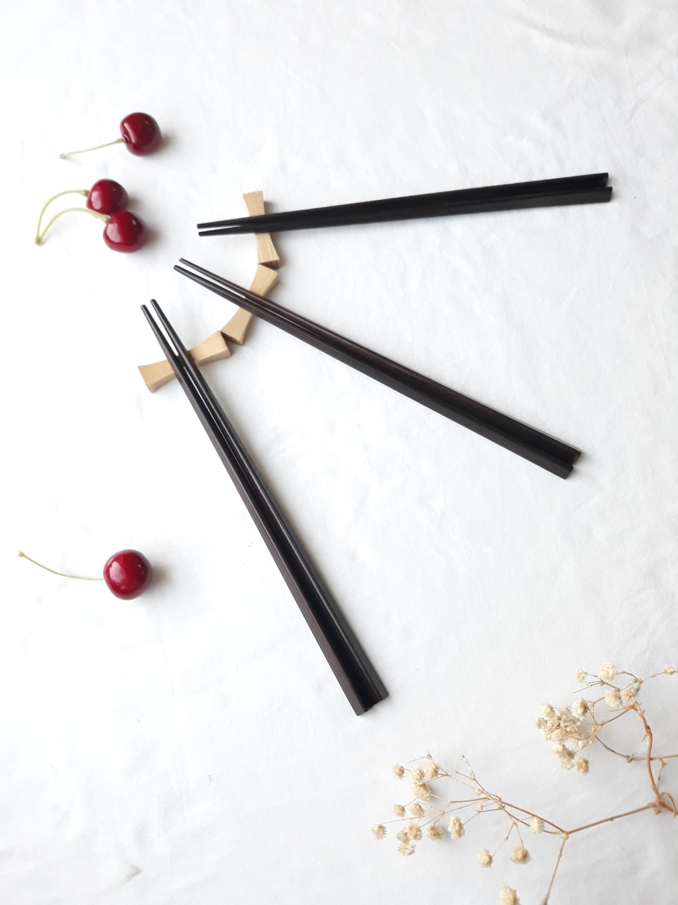 Đũa gỗ Trắc trái tim tình yêu 23cm - Bộ 5 đôi