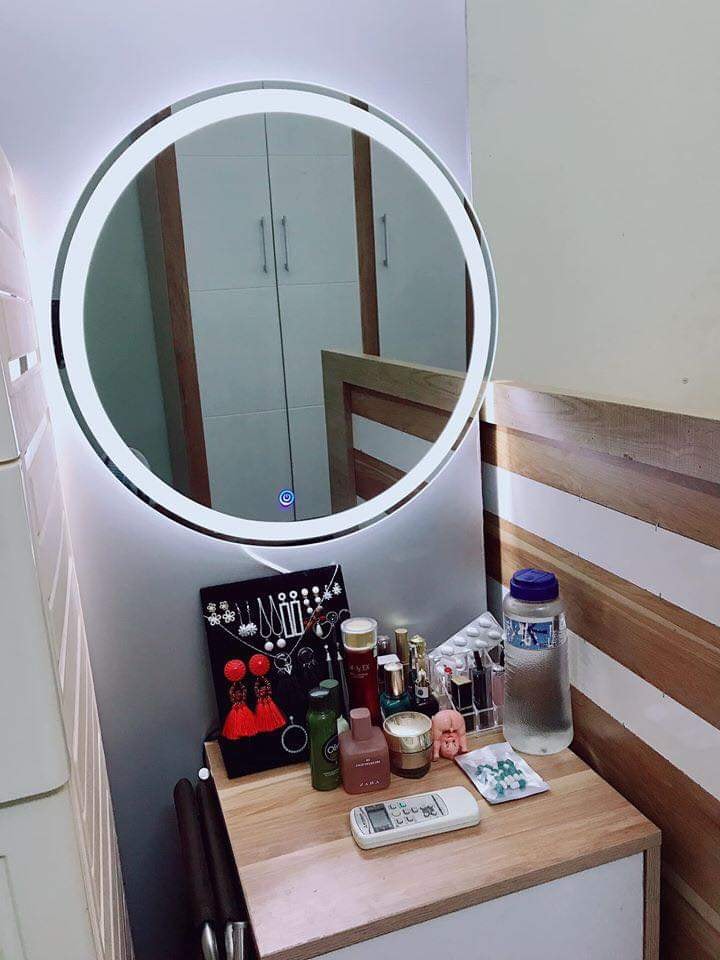 Gương Tròn Đèn Led Cảm ứng công nghệ thông minh đường kính 50