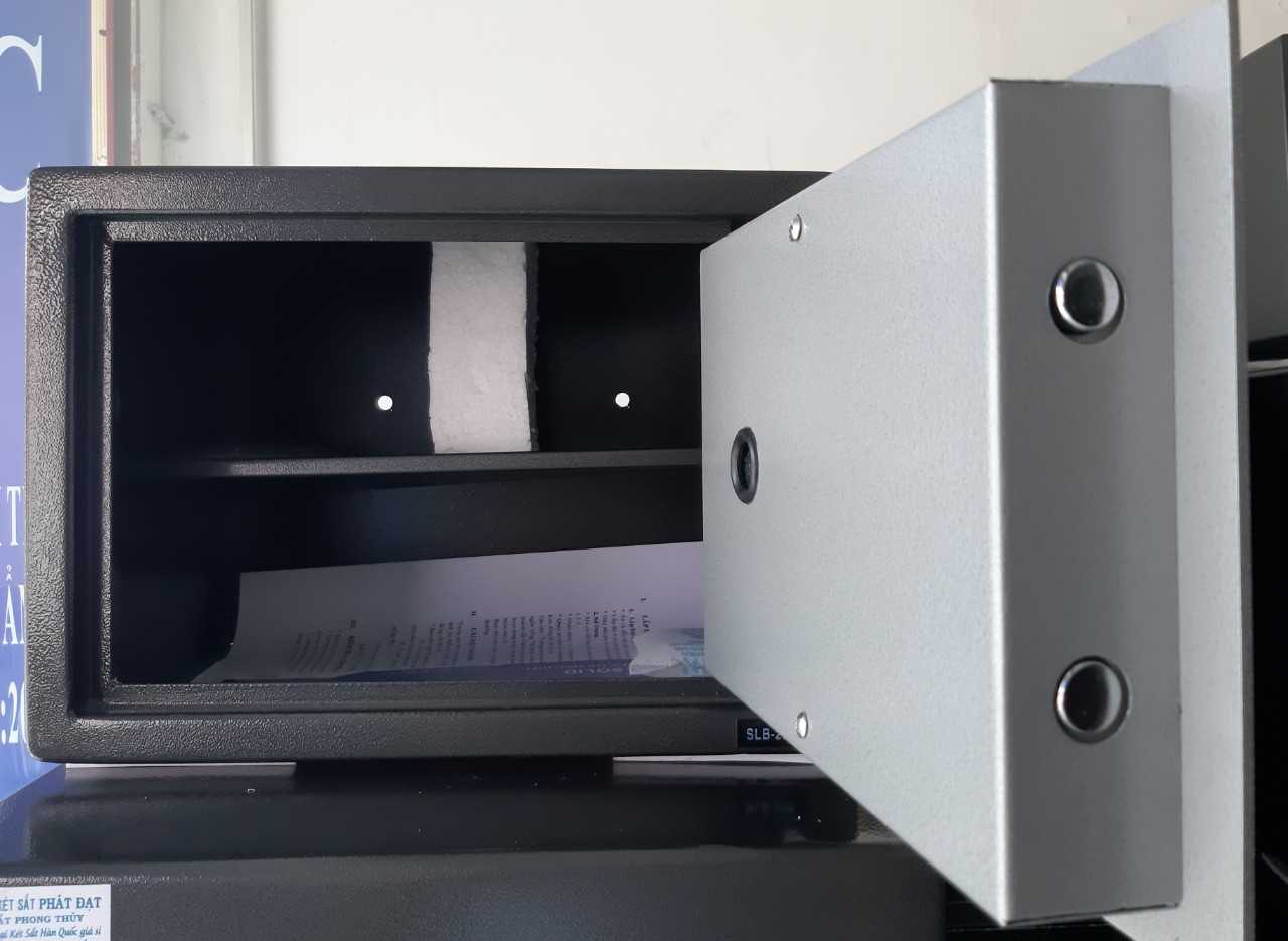 Két sắt Solid SLB-20E