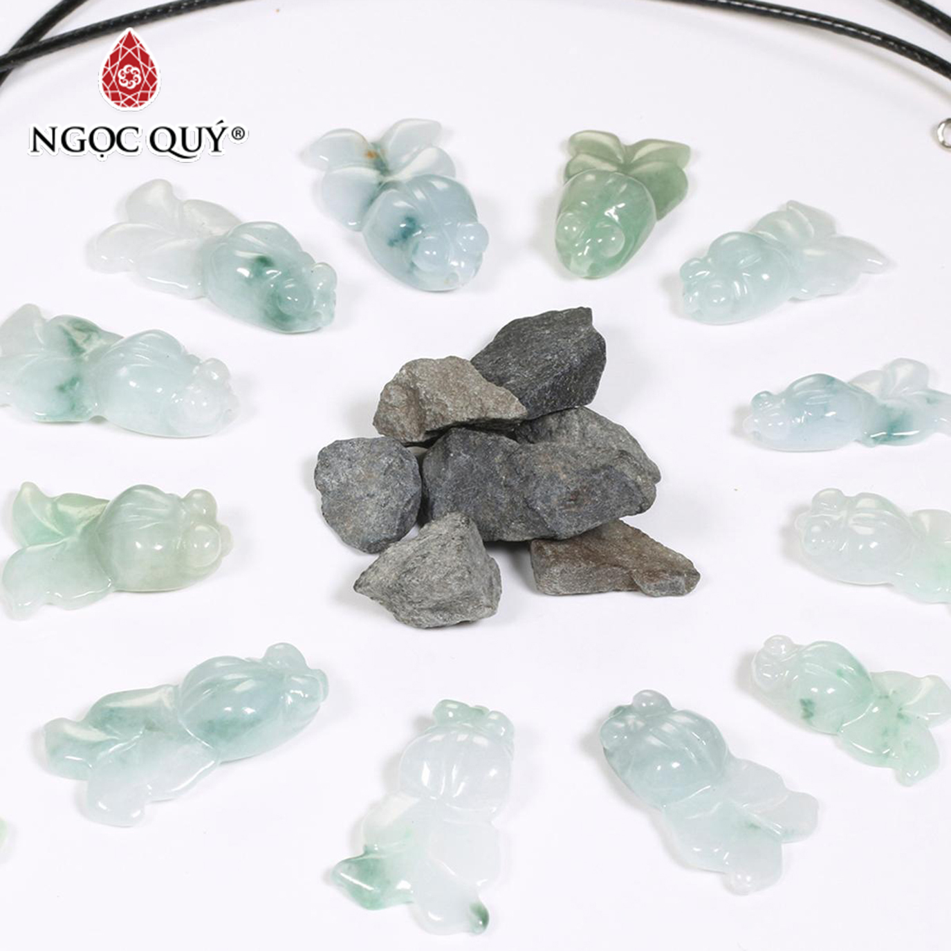 Mặt dây chuyền hình cá vàng đá cẩm thạch phỉ thúy mệnh hỏa, mộc - Ngọc Quý Gemstones