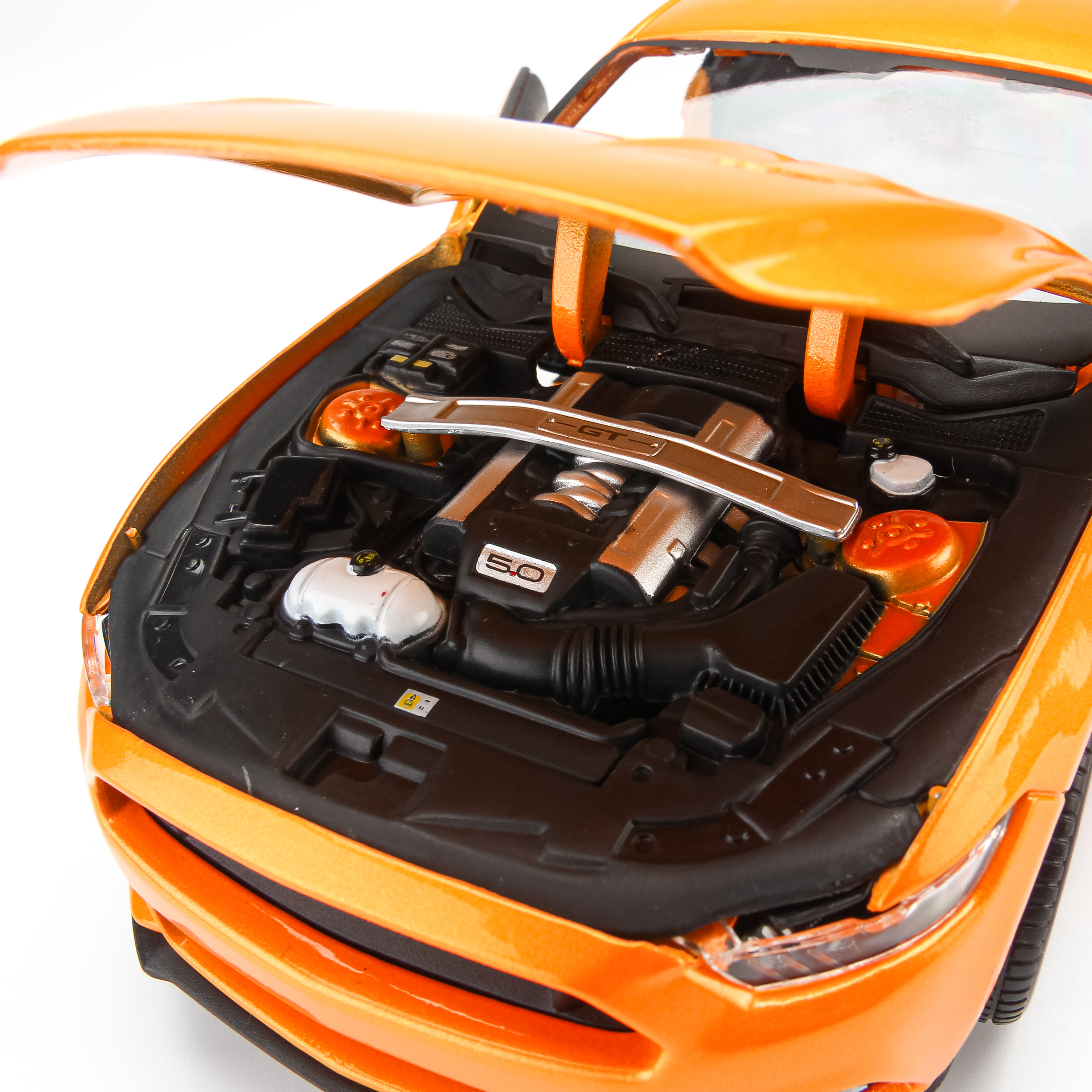 Mô Hình Xe Ford Mustang Orange GT 2015 1:18 Maisto MH-31197