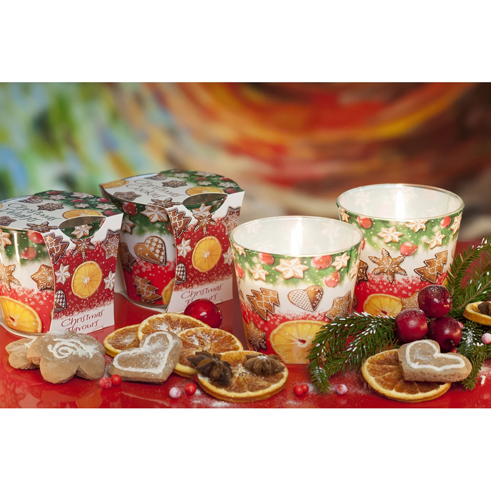 Ly nến thơm tinh dầu Bartek Christmas Flavours 115g QT028600 - hương bánh cam (giao mẫu ngẫu nhiên)