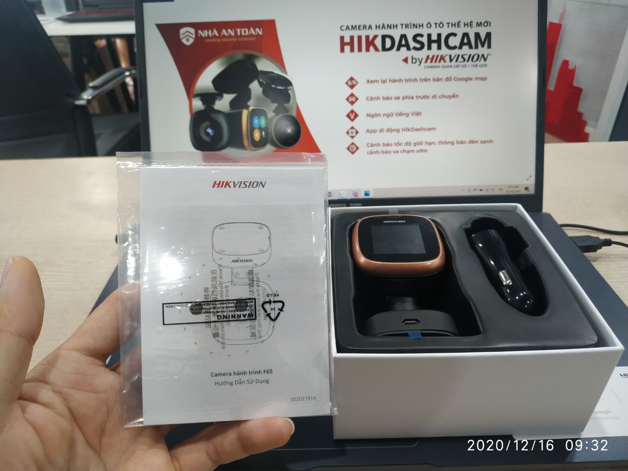 Camera hành trình thông minh Hikvision F6S [Hàng nhập khẩu]