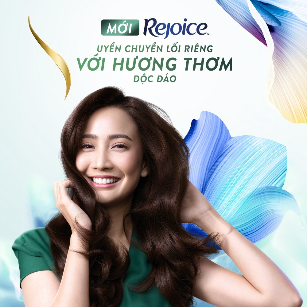 Dầu Gội Rejoice Fraya Hương Hoa Lily 650 ML