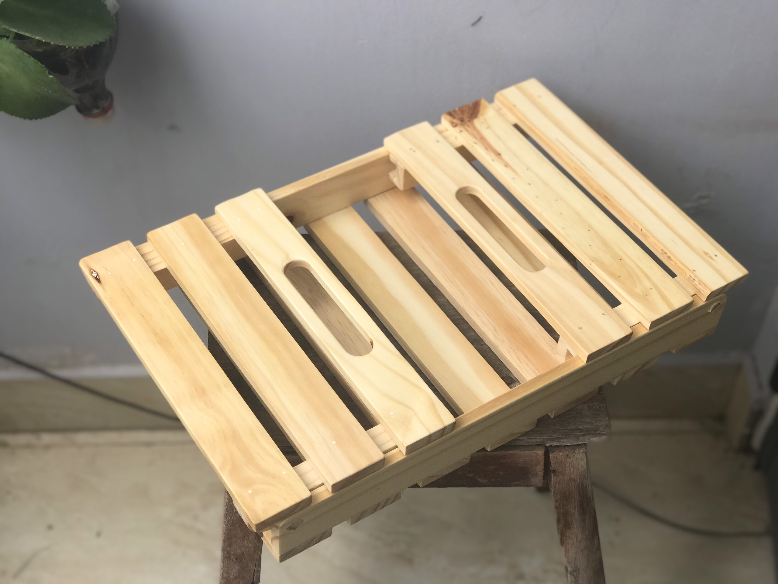 Thùng Gỗ Pallet Thiết Kế Dạng Lắp Ráp Thông Minh Hộp Gỗ Thông Mỹ Nhập Khẩu Có Sơn Kháng Nước Sử Dụng Được INDOOR &amp; OUTDOOR