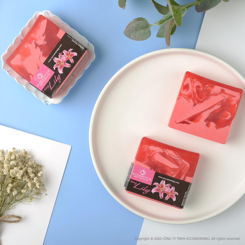 Xà Bông Thiên Nhiên Handmade eccomorning Hình Vuông Hương Hoa Ly – Lily Soap