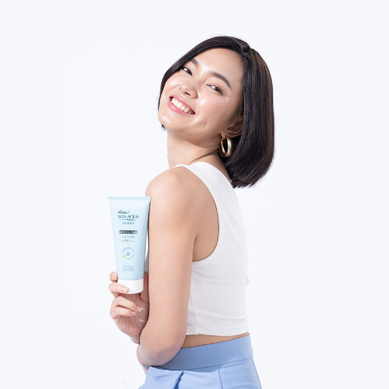 Kem Chống Nắng Dưỡng Thể Mát Lạnh Sunplay Skin Aqua Uv Body Cooling Lotion SPF 50+ Pa++++ (150G)