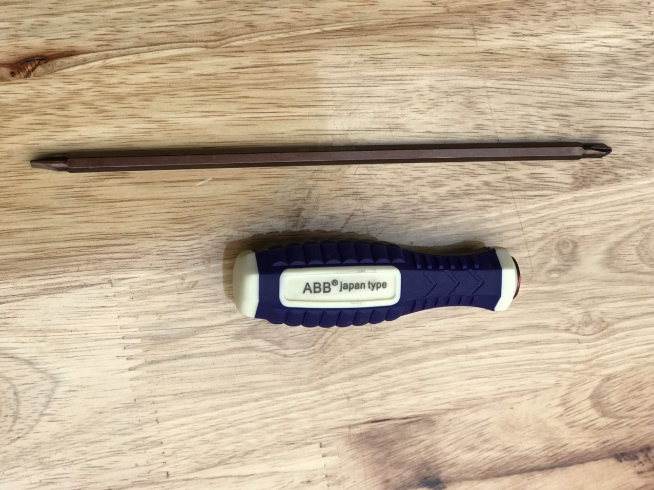 Bộ đục và đột sắt chính hãng C-mart A0127 tặng tovit sửa chữa