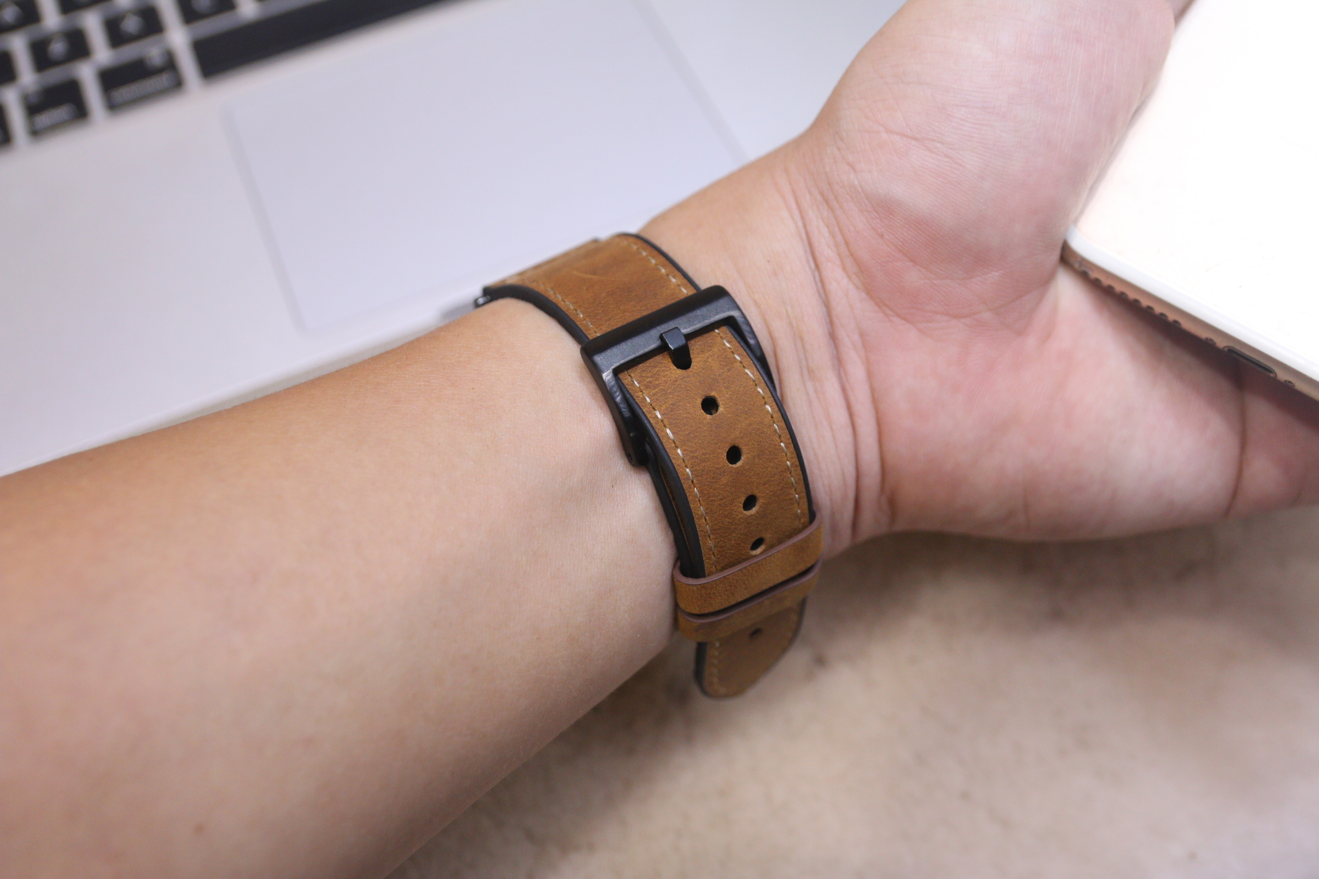 Dây da sáp dầu Vintage thay thế cho Apple watch hộp gỗ cao cấp