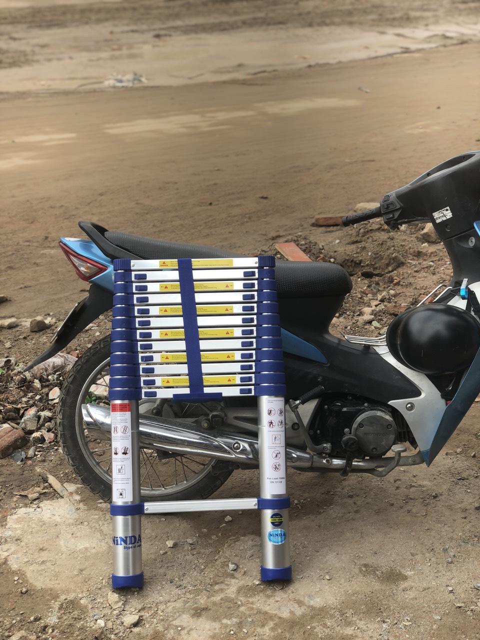 Thang nhôm rút NINDA NK-48 màu xanh, cao 4m8