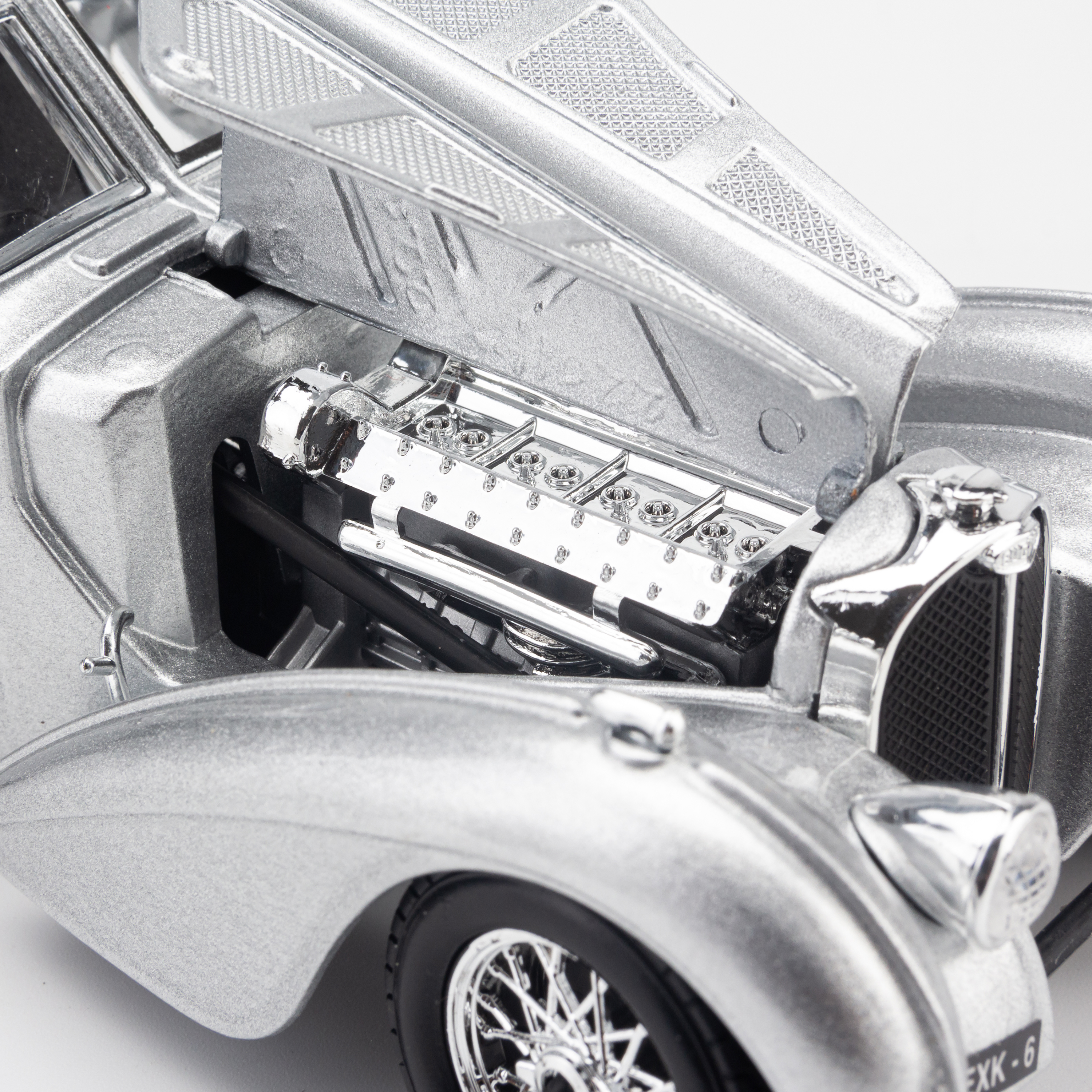 Xe Mô Hình Bugatti Atlantic Silver 1:24 Bburago - MH18-22092