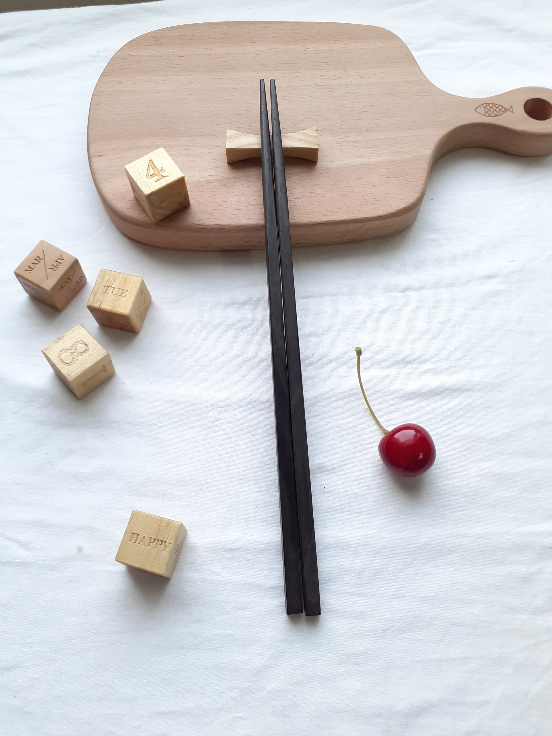 Đũa gỗ Mun Vuông trơn 25cm- Bộ 5 đôi