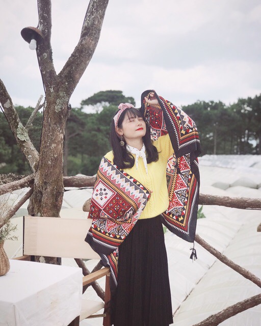 Khăn choàng boho đi biển  họa tiết vuông - Mã VS009