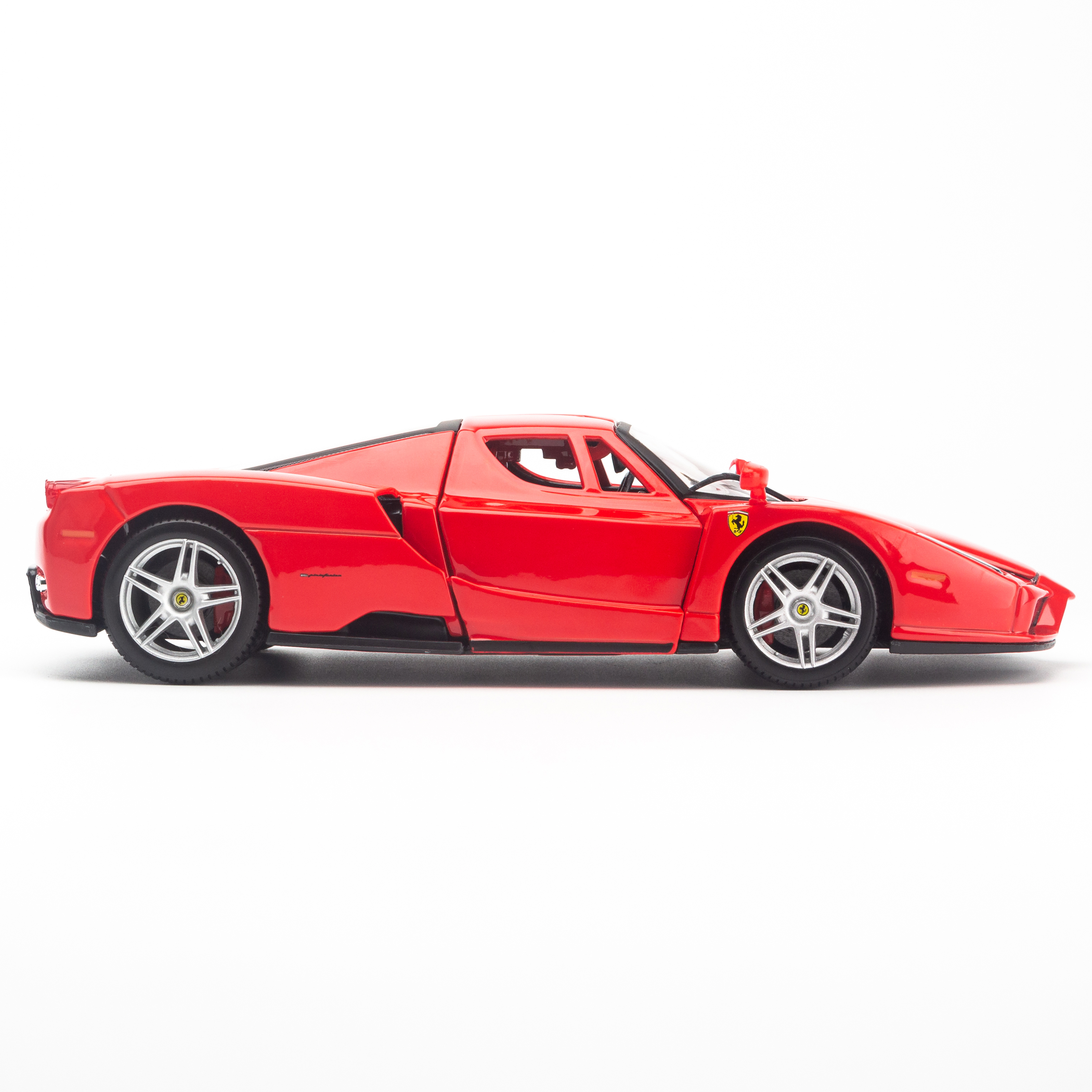 Mô Hình Xe Ferrari Enzo Red 1:24 Bburago - MH18-26006