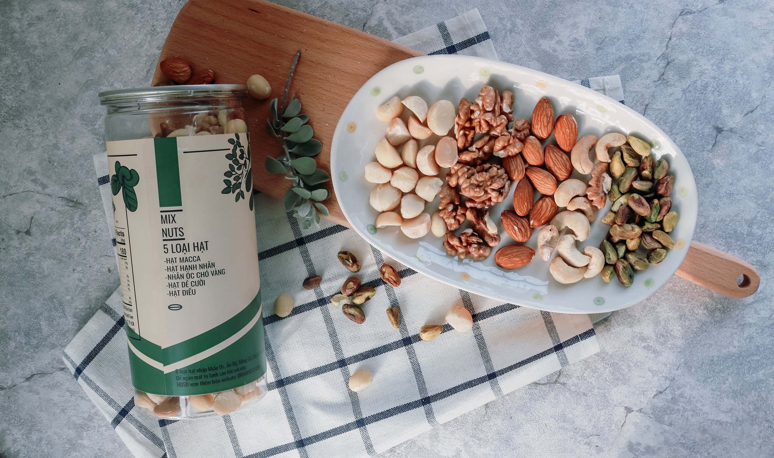  Hạt Mix Nuts 5 Loại hạt nhập khẩu (Dẻ Cười + Hạnh Nhân + Hạt Điều + Óc Chó Vàng + Macca ) DK Harvest