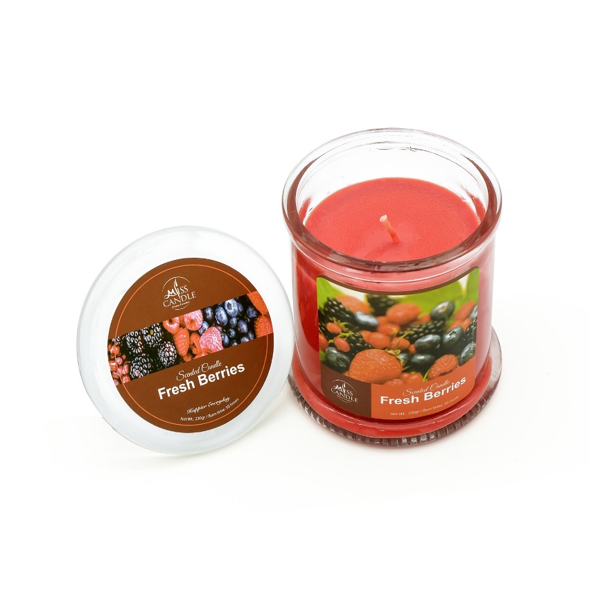 Hũ Nến Thơm Hương Dâu Tây Ftramart Miss Candle NQM3414 - Đỏ