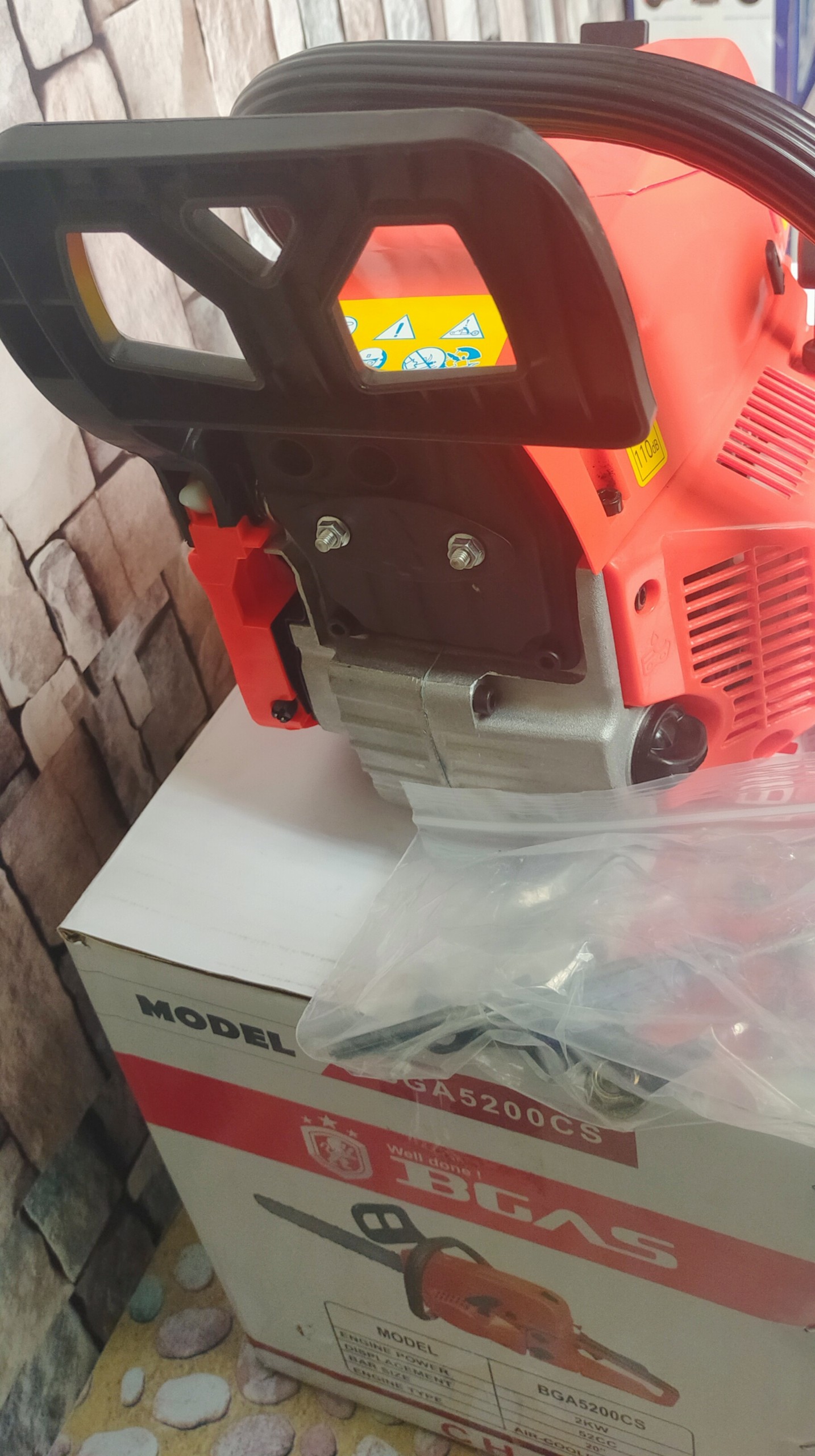 MÁY CƯA XÍCH XĂNG BGAS BGA5200CS - HÀNG CHÍNH HÀNG