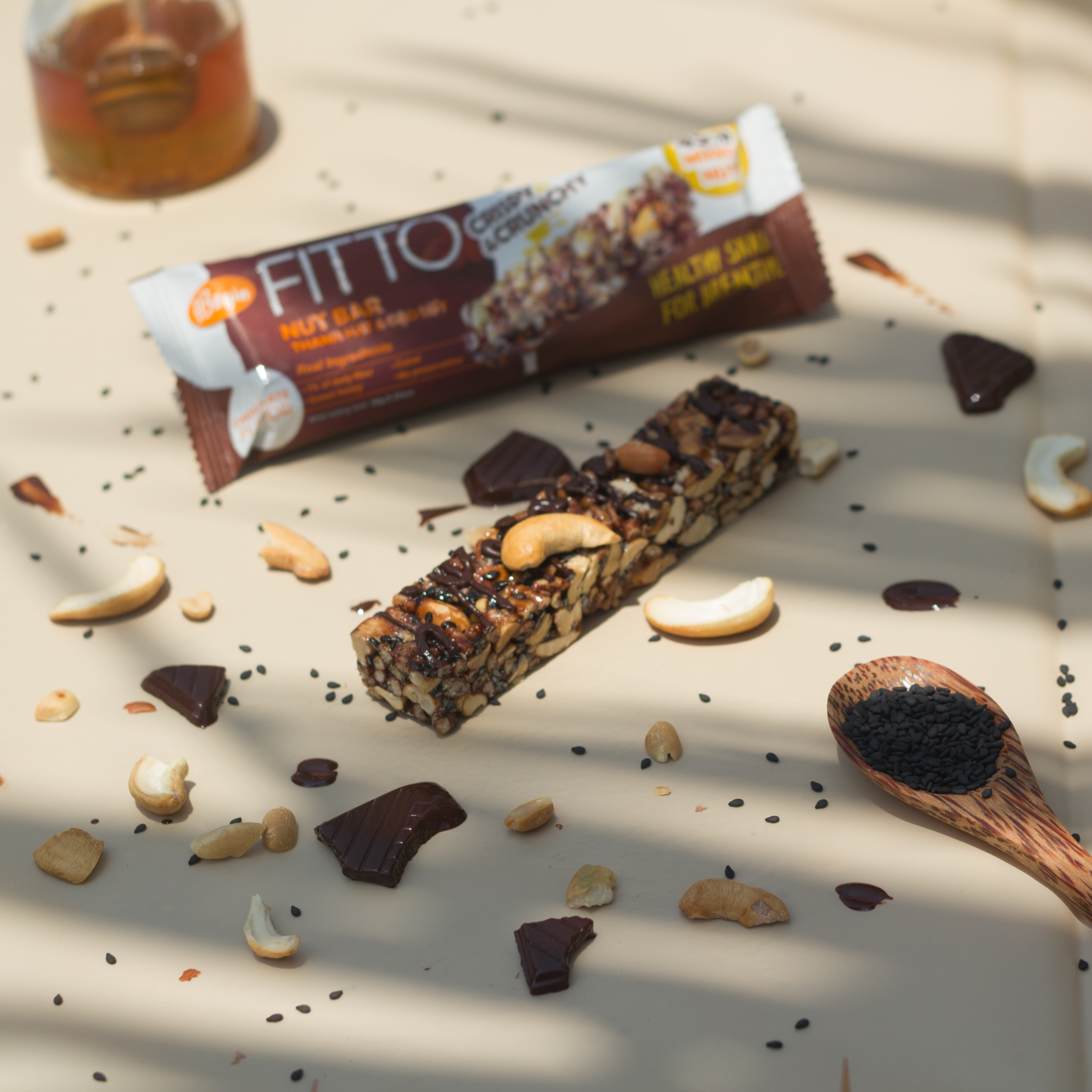 Hộp FITTO Gạo lứt - Hạnh nhân – Socola - Ngũ cốc dinh dưỡng thay thế các bữa ăn tiện lợi, tốt cho sức khỏe, phù hợp với người bận rộn, tập luyện thể thao