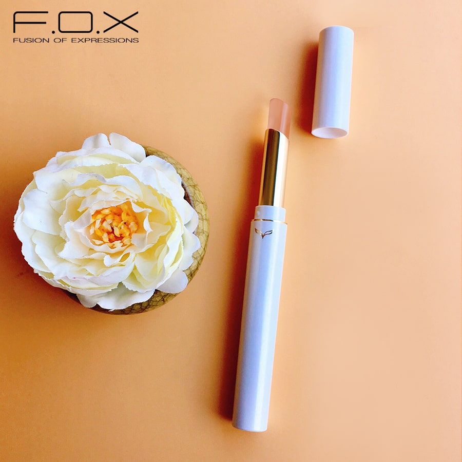 Son Gió Dưỡng Ẩm Và Bảo Vệ Môi FOX Moisturizing Lipstick 2.4g