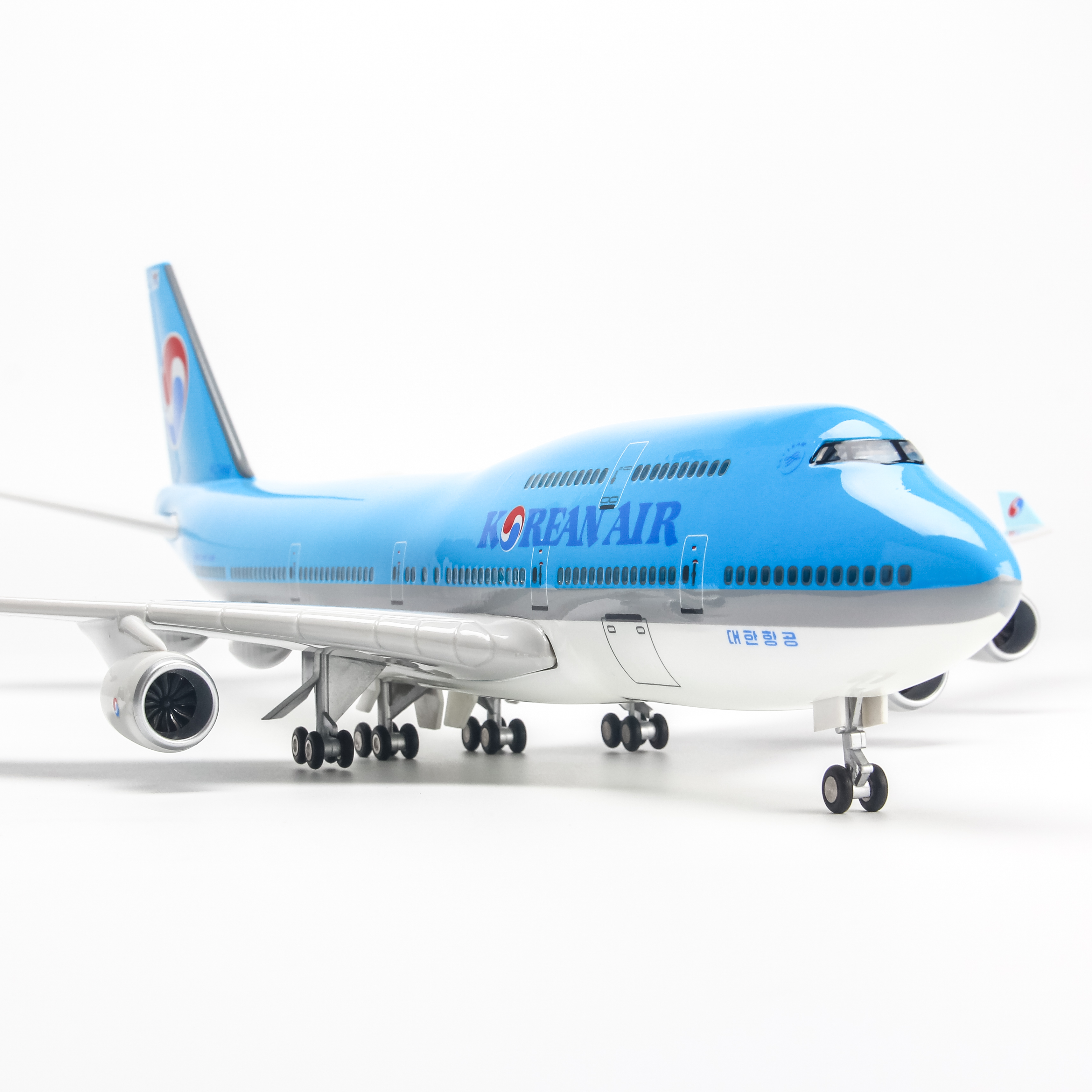 Mô Hình Máy Bay AIRBUS A380 KOREAN AIRWAYS 47CM