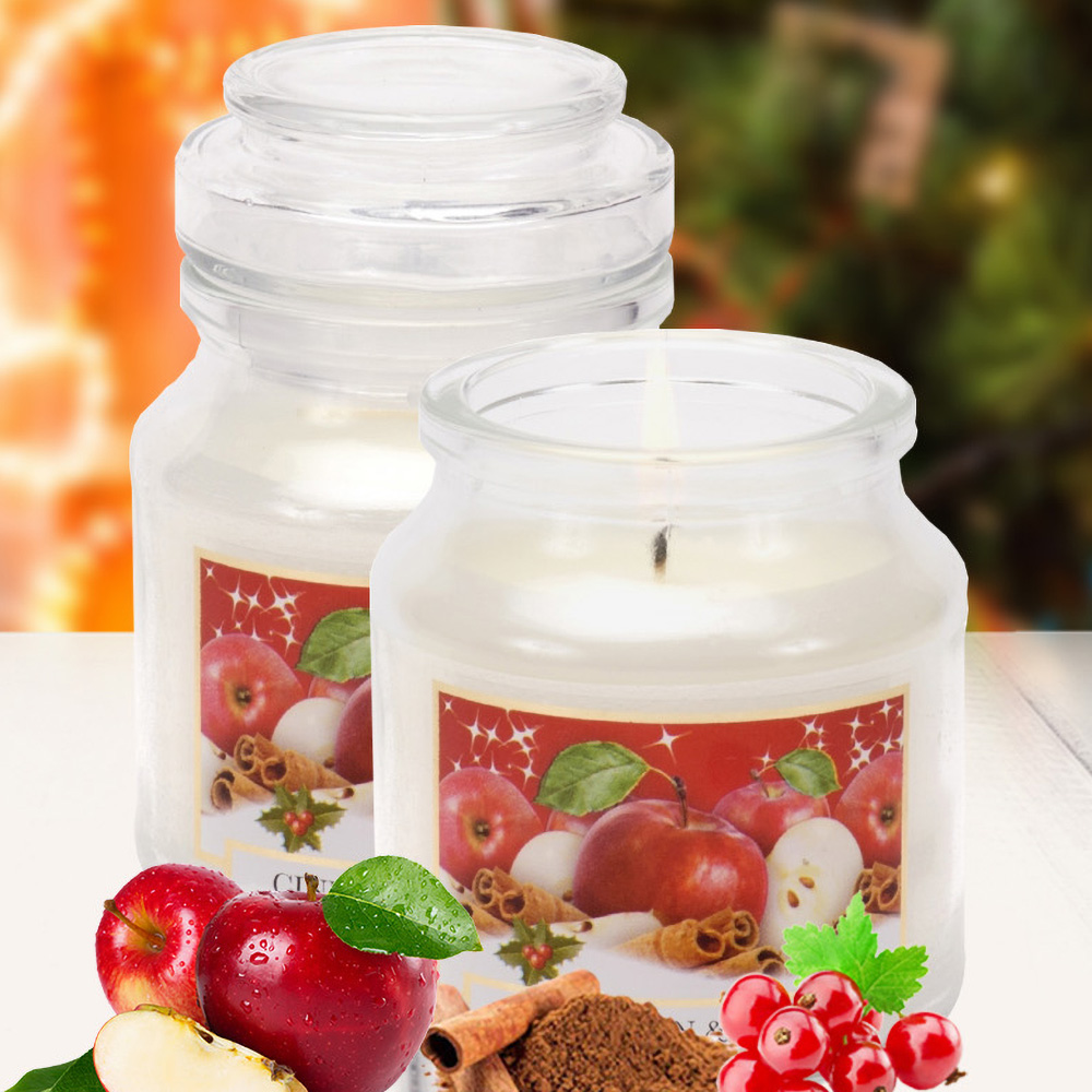 Hũ nến thơm tinh dầu Bartek Christmas Spices 130g QT018873 - cam, táo, quế (giao mẫu ngẫu nhiên)