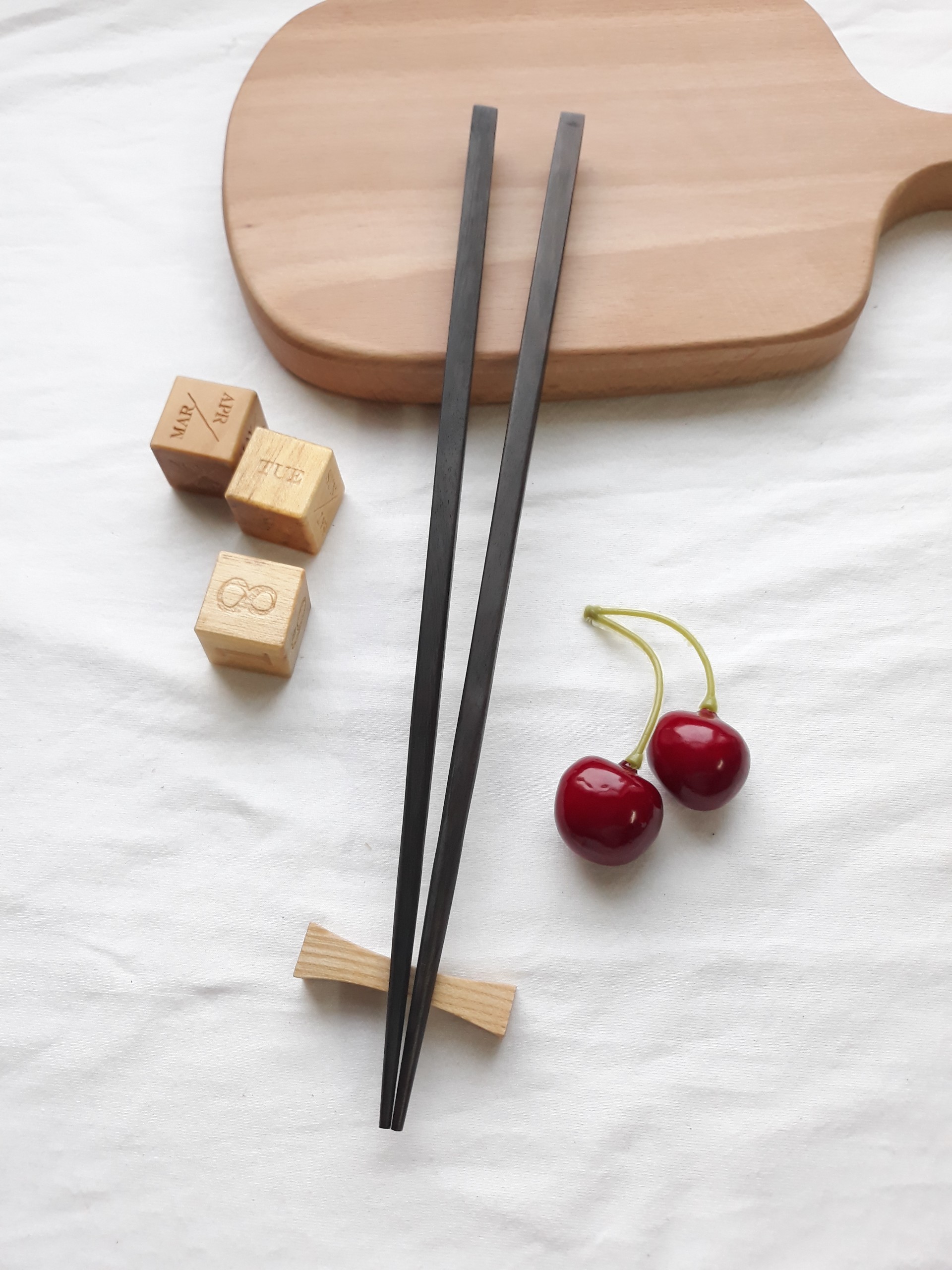 Đũa gỗ Mun Vuông trơn 25cm- Bộ 5 đôi