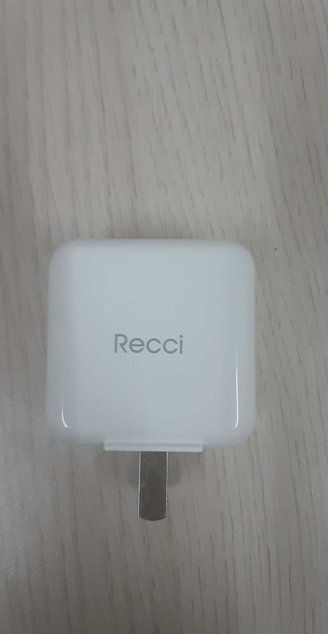 Sạc Recci 3C-7- Sạc Điện Thoại, Máy Tính Bảng, Adapter Củ Sạc Dùng Sạc Cho Tất Cả Điện Thoại Smart Phone Gọn Nhẹ Xếp Nhỏ Lại Được– Hàng Chính Hãng