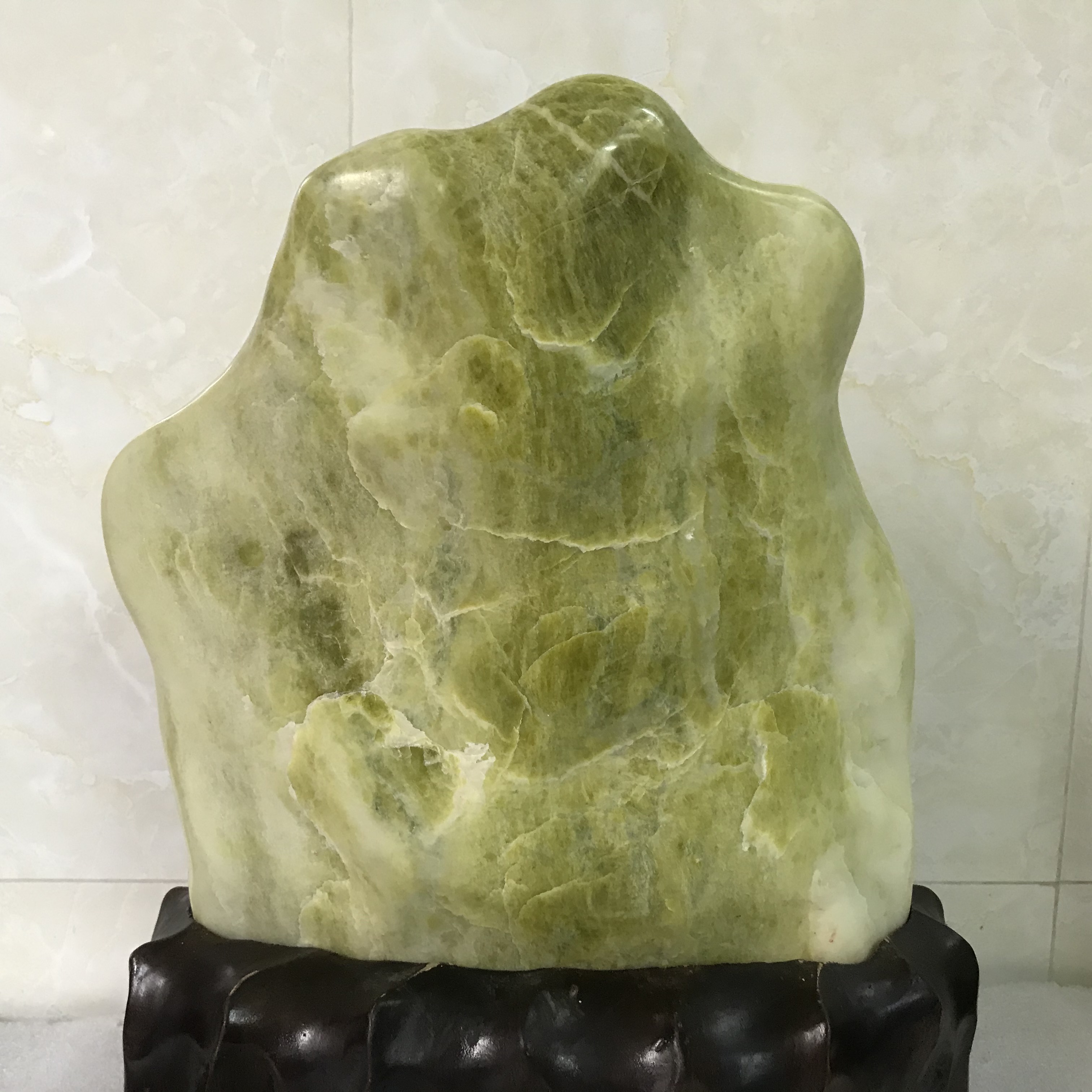 Cây đá màu xanh lá cao 36cm nặng 10 kg cho người mệnh Hỏa và Mộc chất Serpentine Việt Nam
