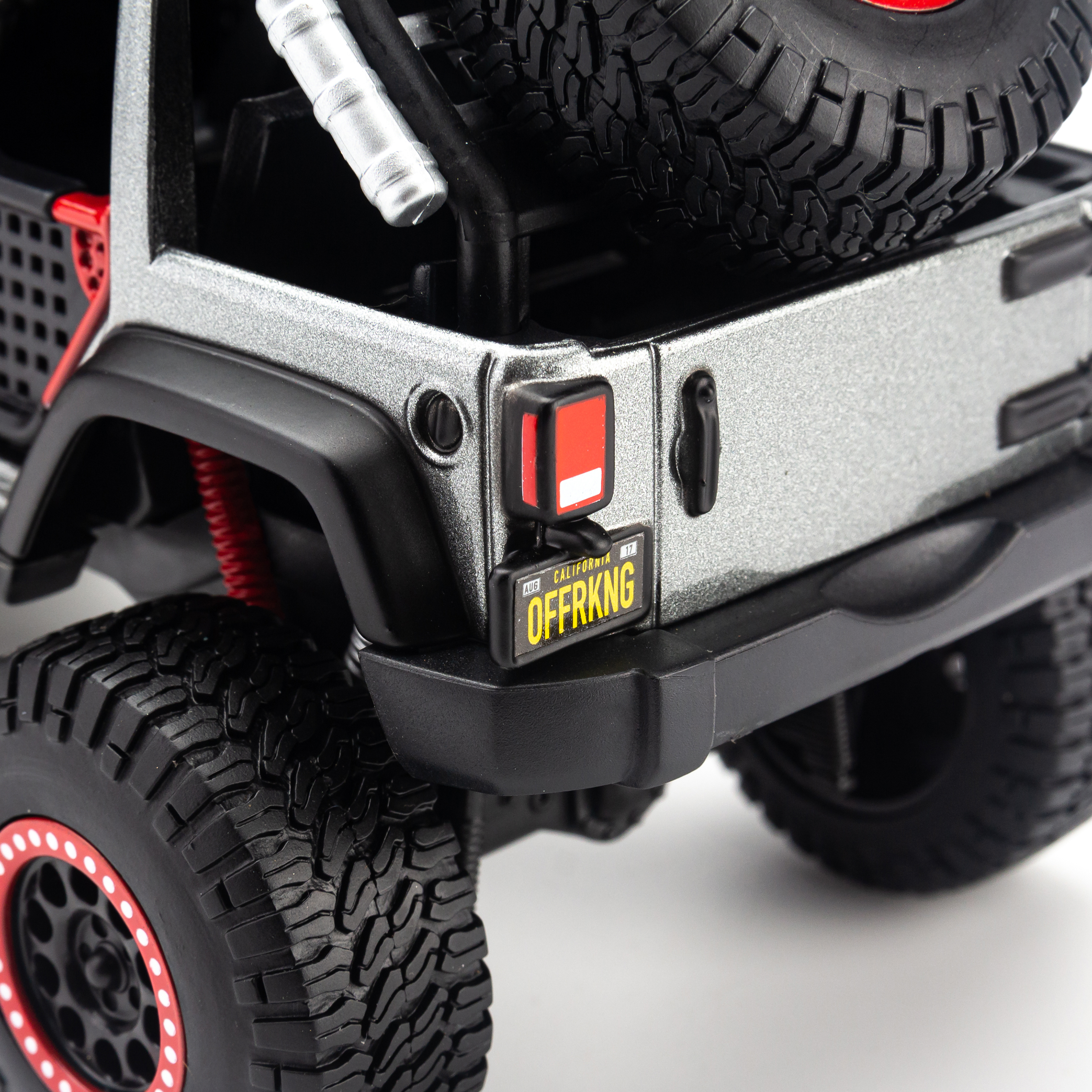 Mô Hình Xe Design Off-Road Kings 2017 Jeep Wrangler Unlimited Grey 1:24 Maisto MH-32523