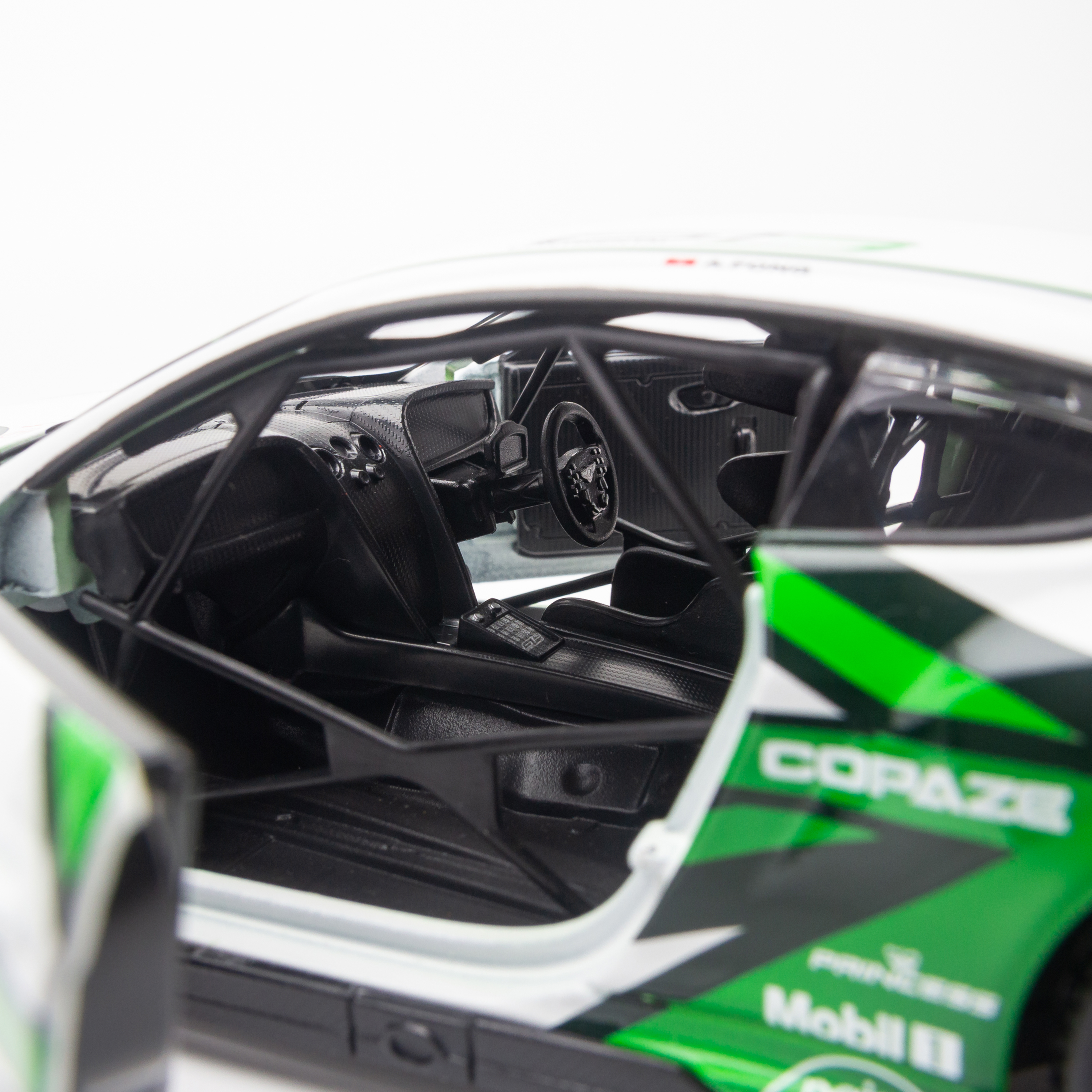 Xe mô hình 1/24 Bentley Continental GT3-28008(Bburago)