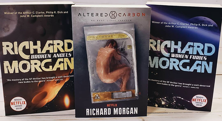 Altered Carbon: No Body Lives Forever (Book 1 of 3 in the Takeshi Kovacs Novels Series) (Major New Netflix Series)