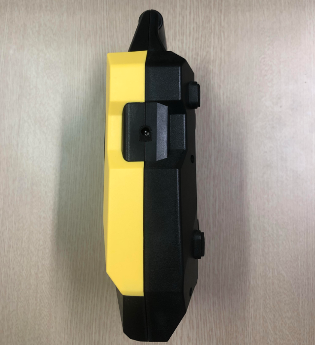 Máy bơm lốp ô tô đa năng 12V màn hình LED ATJ-1266