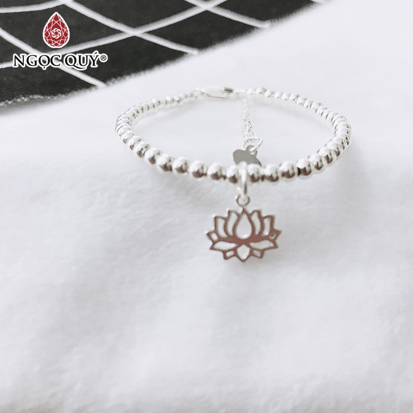 Lắc bi bạc hoa sen - Ngọc Quý Gemstones
