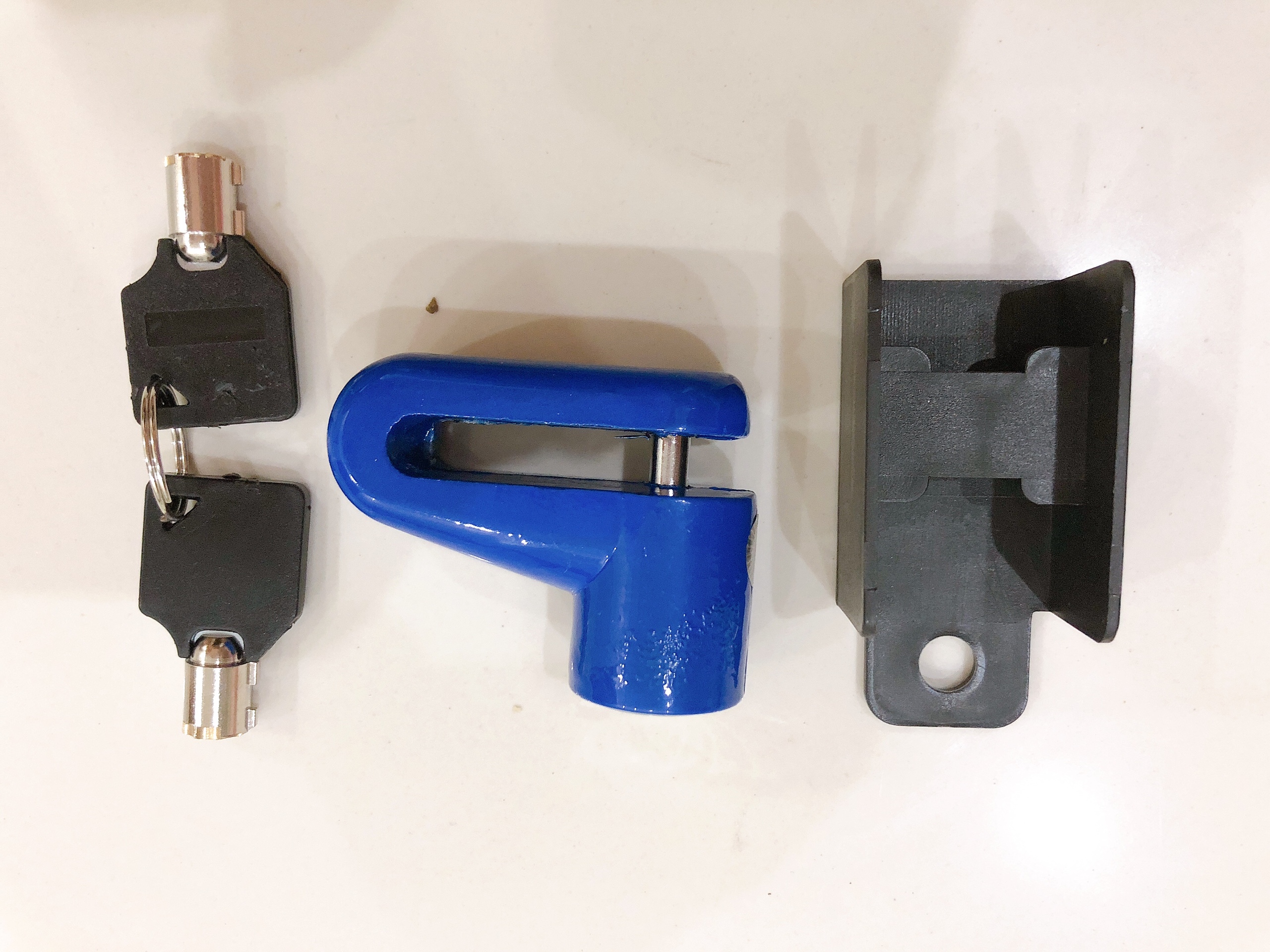 Ổ khóa đĩa hợp kim nhôm (cốt khóa inox) chống trộm dùng được cho mọi loại xe máy gồm 1 ổ khóa và 2 chìa khóa - màu giao ngẫu nhiên