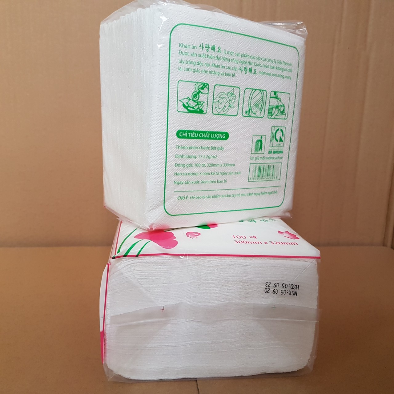 Cây (10 gói) khăn giấy vuông Napkin Hàn Quốc 100 tờ/ gói - 320x330mm