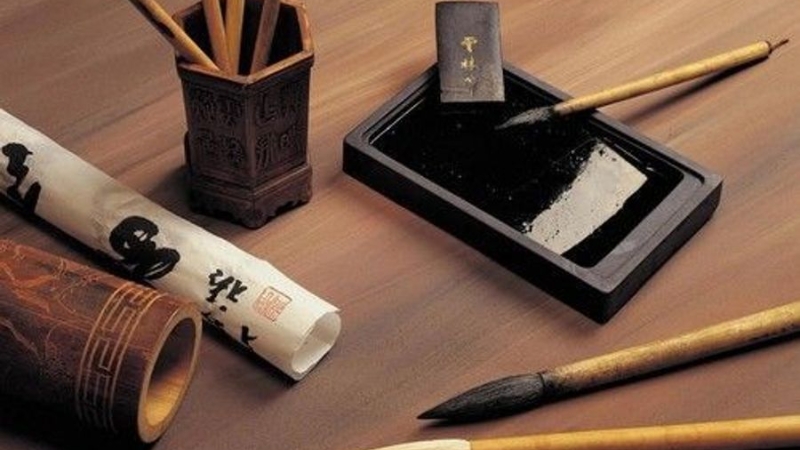 B&uacute;t l&ocirc;ng thư ph&aacute;p dễ sử dụng, ph&ugrave; hợp cho cả người mới bắt đầu