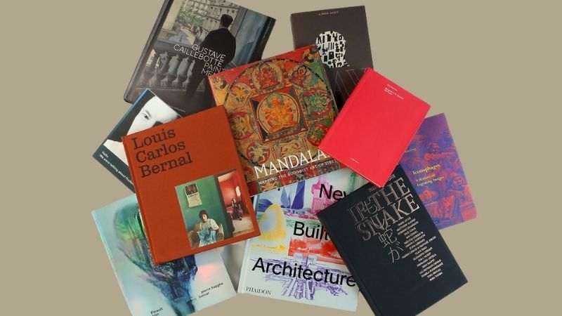 English Books tại Tiki với đa dạng thể loại từ nghệ thuật, tiểu sử, kinh doanh, ph&aacute;t triển bản th&acirc;n,...