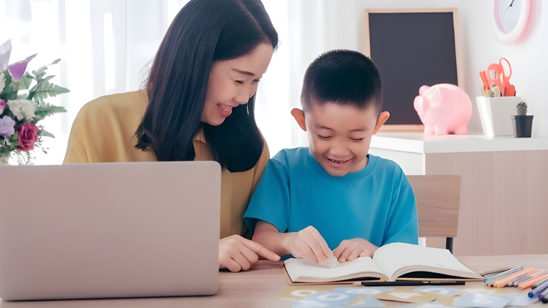 Bao nylon nhẹ, tiện lợi, dễ dàng mang theo và sử dụng hàng ngày