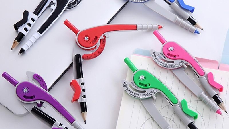 Compa hỗ trợ học tập hiệu quả v&agrave; r&egrave;n luyện tư duy h&igrave;nh học.