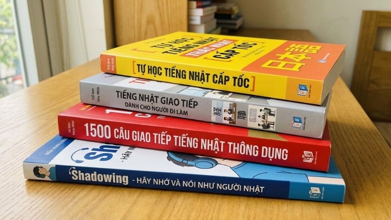 Quy tụ tác giả uy tín, sách giao tiếp tiếng Nhật chuẩn, dễ học, ứng dụng cao